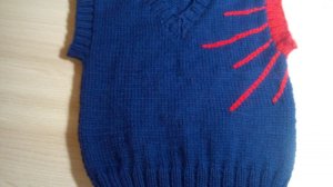 Детская жилетка спицами, с рисунком " солнышко ". Мастер-класс.