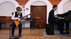 Власов Алексей. 9 лет. балалайка. Частушечные наигрыши В. Глейхман