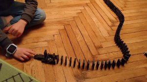 Домино, длинная цепная реакция