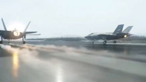 После встречи с российским Ту-160 пилоты F-35 посчитали себя униженными