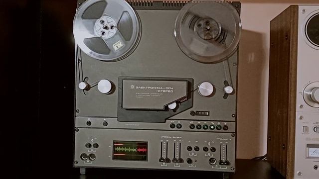 ЭЛЕКТРОНИКА 004 смотреть онлайн