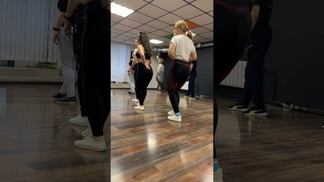 Занятие по пластике. Ольга Горте Новосибирск 2022 смотреть онлайн