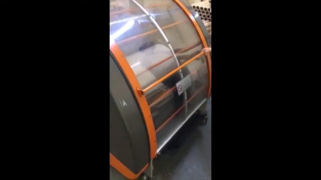 Процесс перемотки стретч-пленки смотреть онлайн