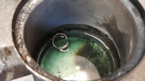 Уменьшаем золотое кольцо на два размера