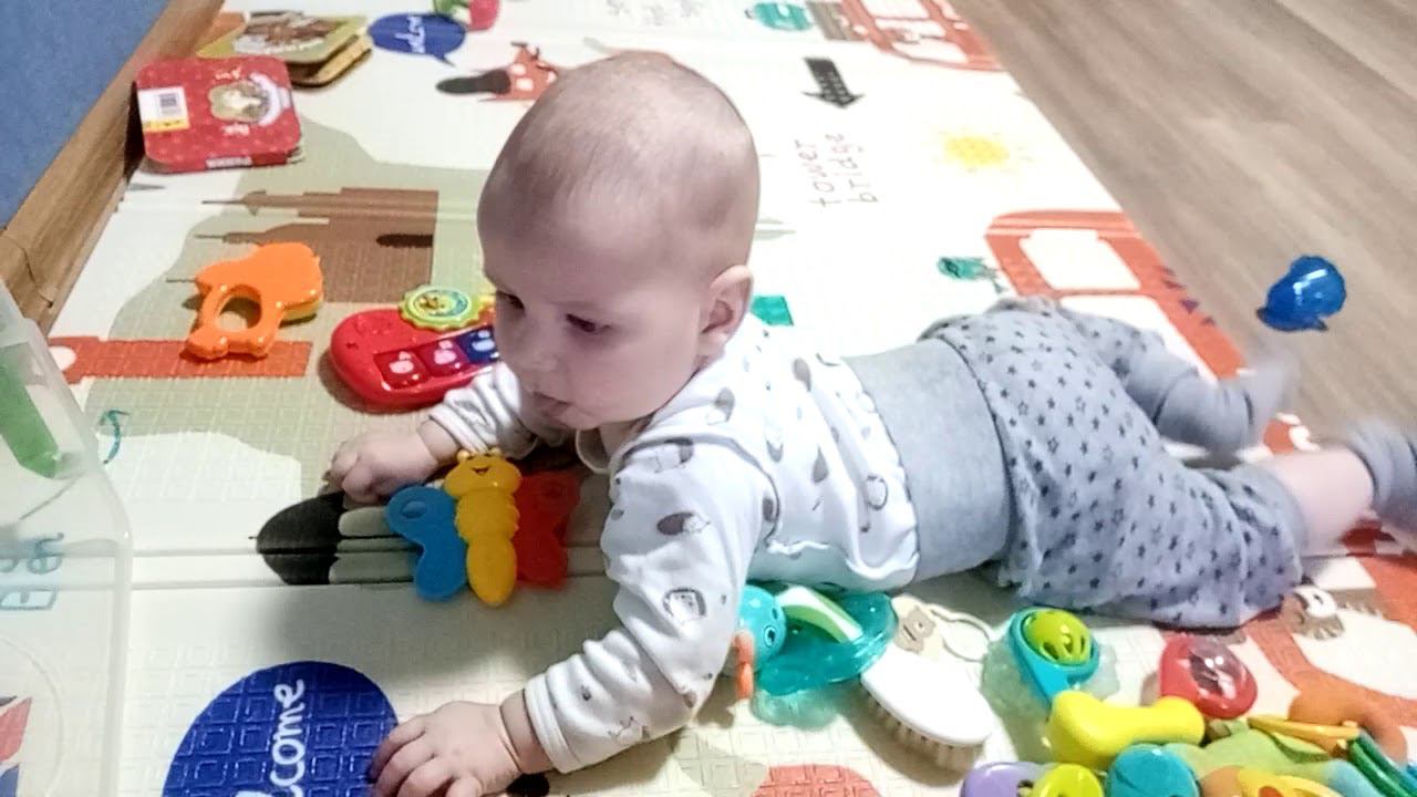 РАЗВИТИЕ ПЯТИМЕСЯЧНОГО/Пятый  ребёнок в нашей многодетной семьи