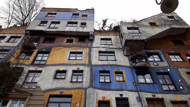 Дом Хундертвассера в Вене и фен шуй смотреть онлайн