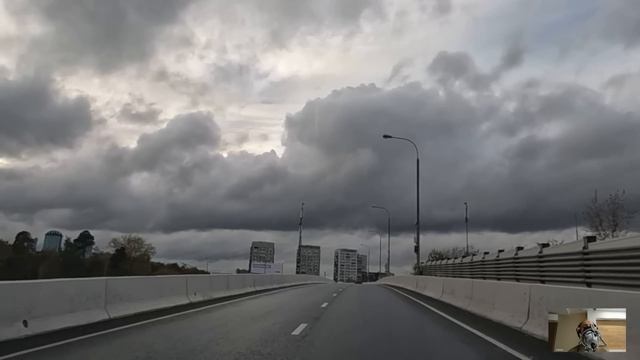 Директор взял секретарем беременную сироту, а когда увидел у нее медальон с фото покойной супруги.. смотреть онлайн