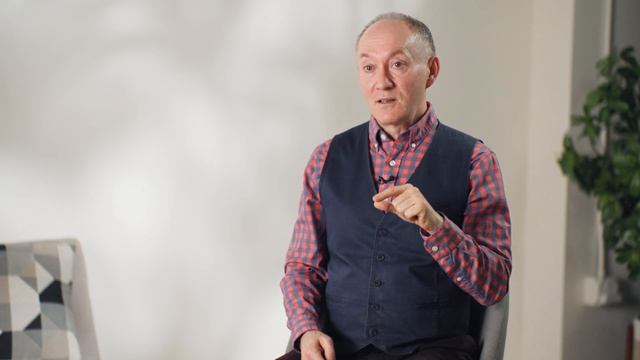Не стесняюсь спросить: Как реагировать на эмоциональные всплески подростка?