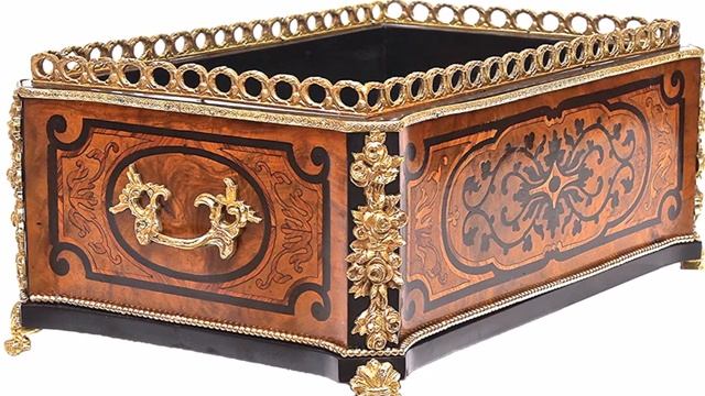 Антикварное кашпо для цветов «маркетри» в стиле эпохи Наполеона III смотреть онлайн