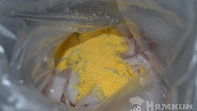 Кольца кальмара в панировке в духовке