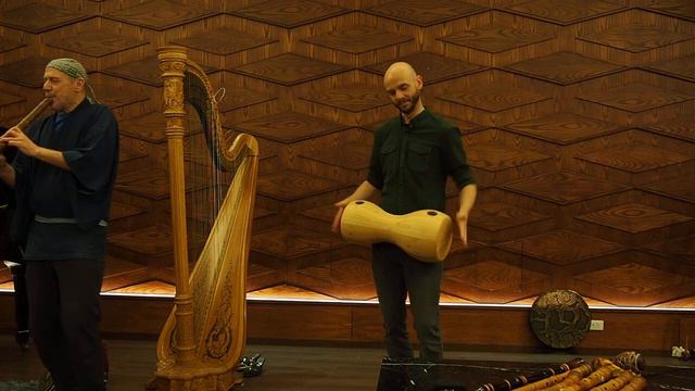 John Neptune's Blue Bamboo 藍竹 (live) with shakuhachi and takeda drum смотреть онлайн