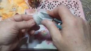Мк#Как_ сделать_ маленький_ помпон.Как_ привязать_ помпон_ к_ шнурку.#Вязание#ЛюдмилаДенисова