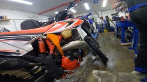 Замена масла в 2т Эндуро мотоцикле/Oil change in 2stroke enduro motorcycle/Beta300rr