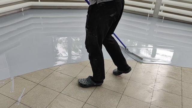Нанесение полимерного наливного покрытия