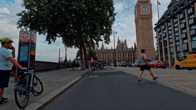 Cycling in London 4K - Cycle Superhighways 6 & 3 during rush hour