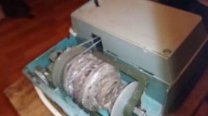 ССУЧИВАНИЕ НИТИ ИЗ СОБАЧЬЕЙ ШЕРСТИ с дополнительной нитью