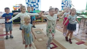 Весёлая разминка "Повар булочка"
