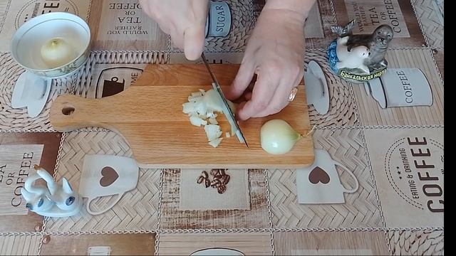 ПРАЗДНИЧНЫЕ БЛЮДА ЧАСТЬ 12 / САЛАТ "МОРСКОЕ ДНО" смотреть онлайн