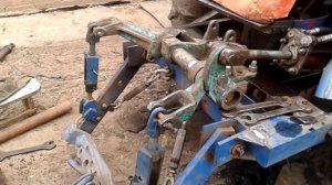 Работа навески на  тракторе т 16