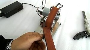 Электрическая ленточная мини шлифовальная машинка.