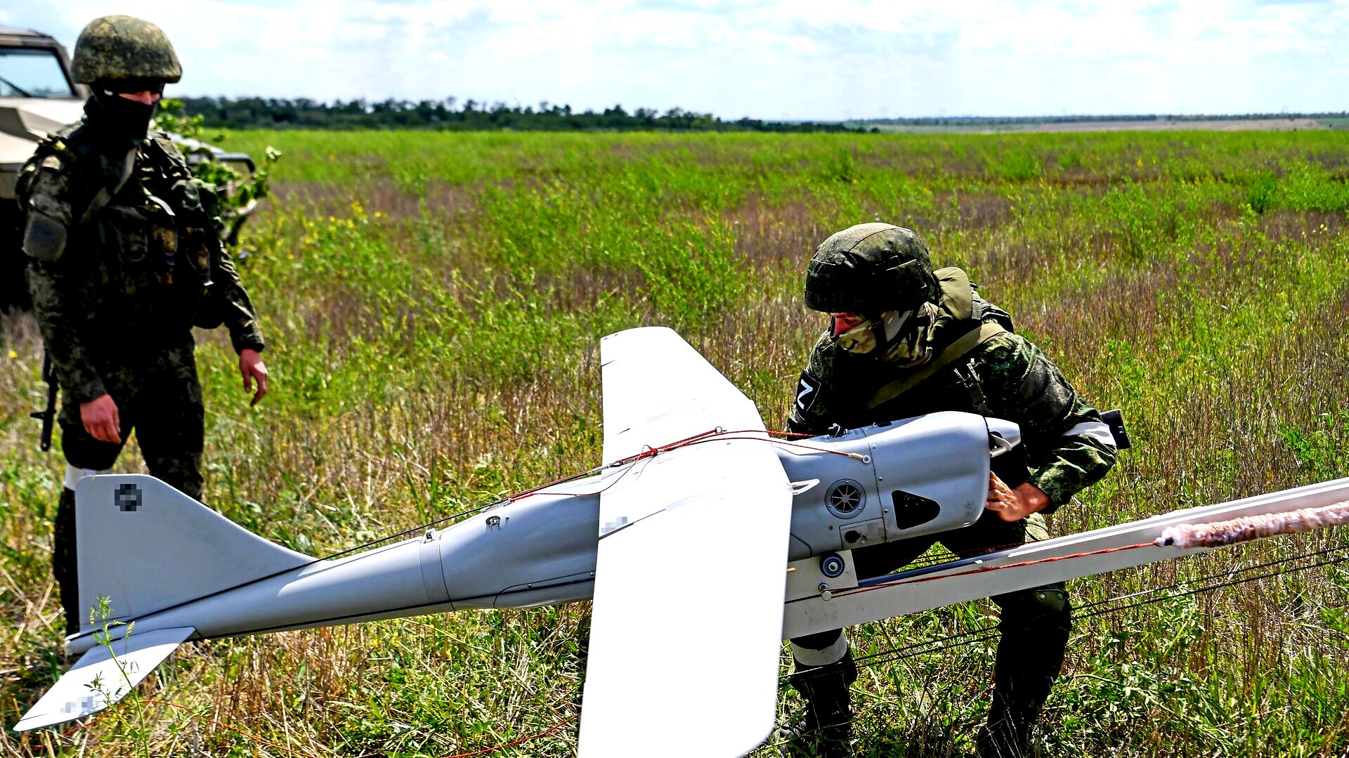 Российские беспилотники. БПЛА Орлан-10. СТЦ Орлан-10 многоцелевой БПЛА. Комплекс беспилотный многофункциональный Орлан-10. БПЛА Байрактар.