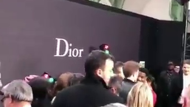 Robert Pattinson - posing with Kris Van Assche at Dior show 20/01/2018