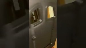 компьютерное кресло с RGB подсветкой и колонками.