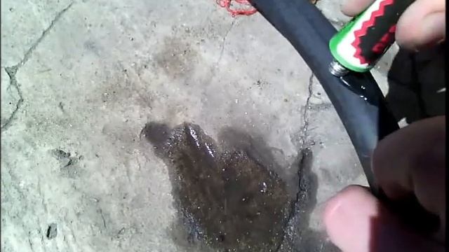 Как заклеить садовую шлангу