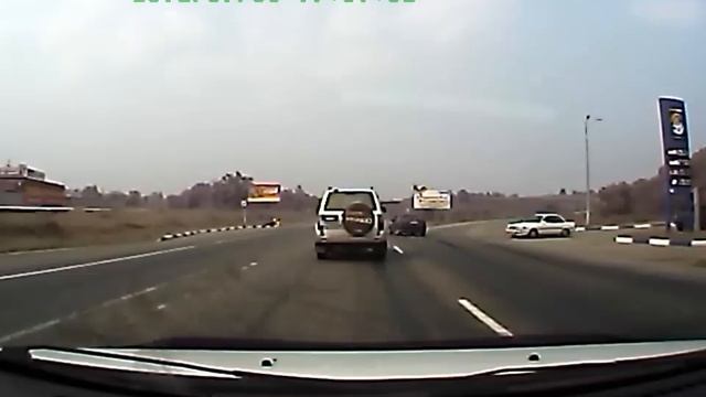 Хабаровск ,на посту гибдд М60 чуть не столкнулись смотреть онлайн