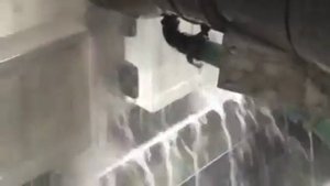 Как сделать фасад дома из стеклянного кирпича. Видео