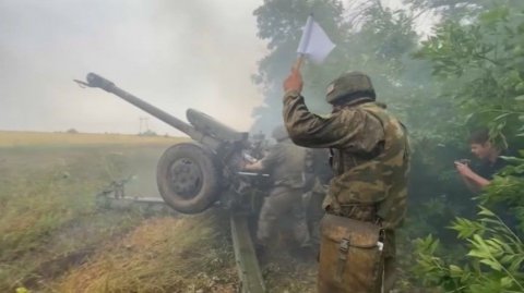 Снайперская точность: артиллерист ДНР подбил два танка ВСУ из гаубицы с 12 километров
