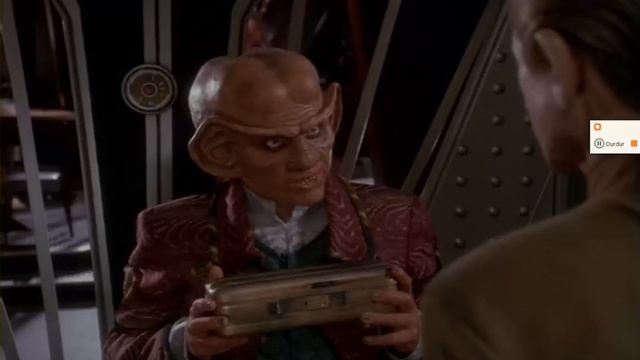 Odo and Quark having funny conversation on Deep Space Nine смотреть онлайн