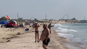 Рыбаки на косе Пересыпь 30.05.2021.