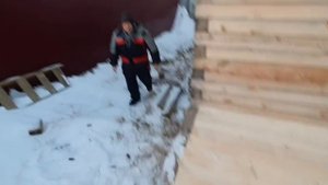 Веранда, сделали черновой пол, чтобы по нему легче перемещать кран