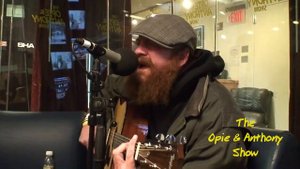 Охренеть, Бомж "Горчица" поет и играет на гитаре Radiohead "Creep"