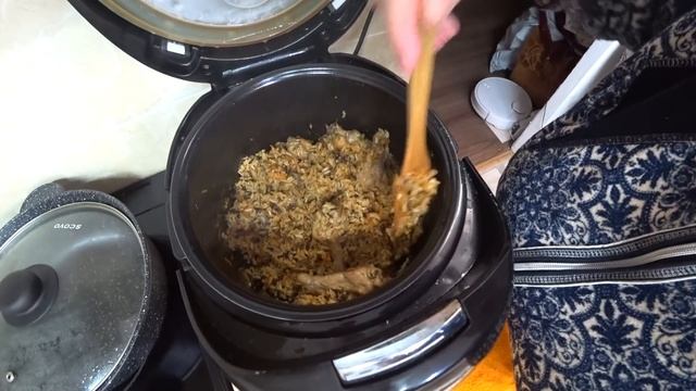 27апреля. К внучке. На почту. В светофор и т.д. Сало с луком на обед. Вечерняя готовка, суп и плов смотреть онлайн