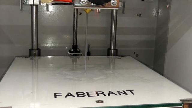 3D-печать тонкой трубки на 3D-принтере Faberant Cube смотреть онлайн