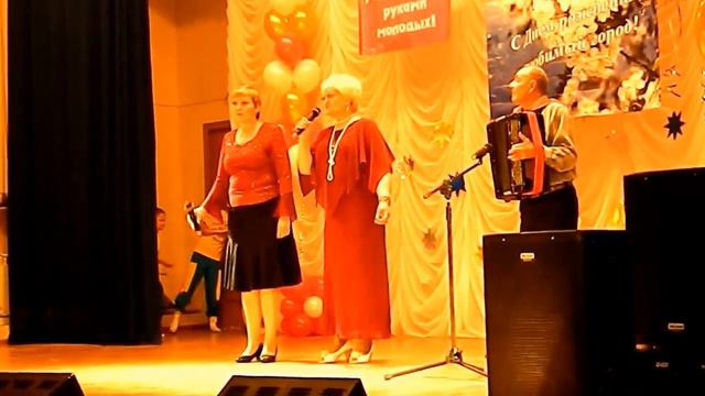 Ветеранов-первостроителей Гая поздравили смотреть онлайн