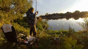 Как поймать рыбу  в Москве реке .И что из этого получается.