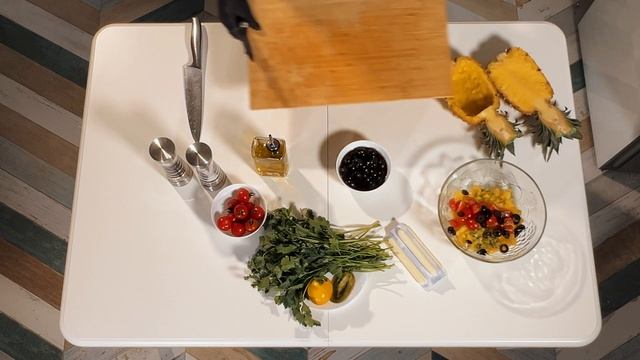 Свежий и Яркий САЛАТ с Ананасом, Креветками и Киви. Готовить просто и все в восторге!