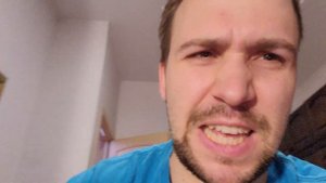Че это там трясется в камере у Samsung galaxy ultra шумит камера при тряске