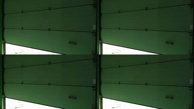 Гаражные ворота для автосервиса Castrol