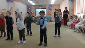 Танец мальчиков. Средняя группа