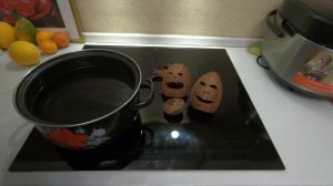 Кокос в аквариум. Декор своими руками. Домик для сомов.