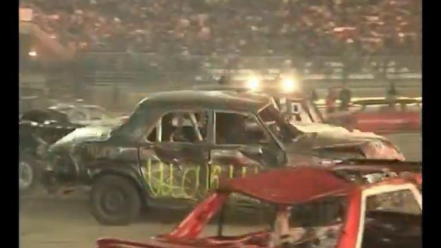 В Тольятти прошли автобои на выживание Арена Дерби