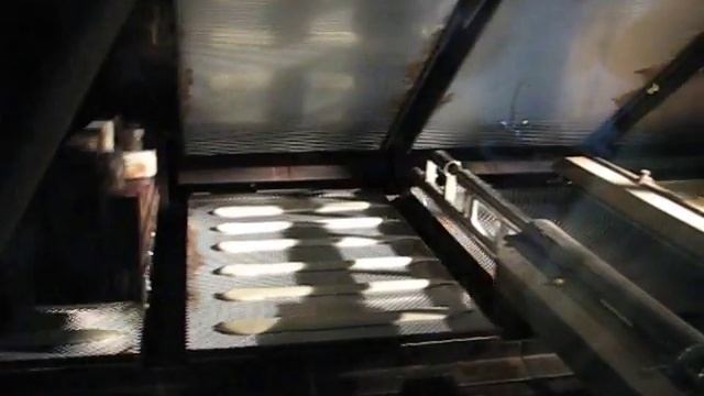 Как делают вафли на хлебозаводе