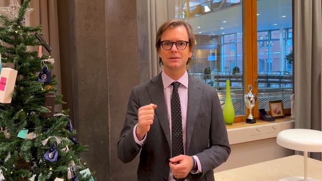 Александр аф Йокник Председатель Совета Директоров Oriflame с Новым 2023 годом! смотреть онлайн