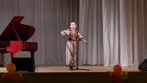 "Подарил Боженька" исп. Екатерина Погрешаева (слова и музыка Елена Фролова)