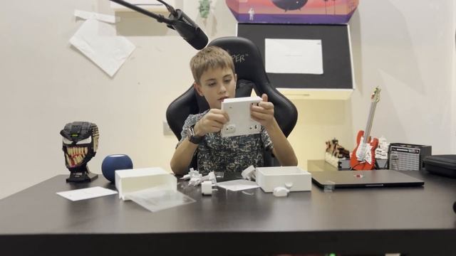 apple adepter kid, зачем нужен?Распаковка. смотреть онлайн