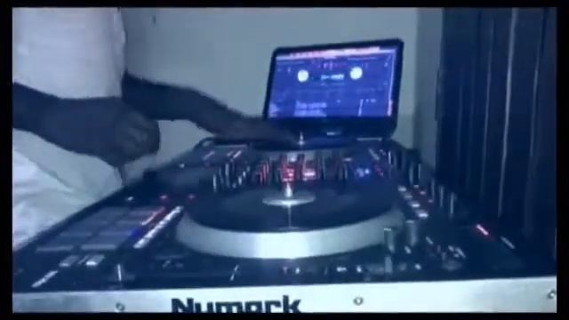 Deejay Easy Samuel "Turn the Replay" смотреть онлайн